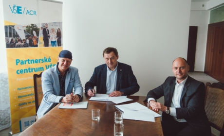 The Prague University of Economics and Business and the Dům RADOST have signed a memorandum of mutual cooperation